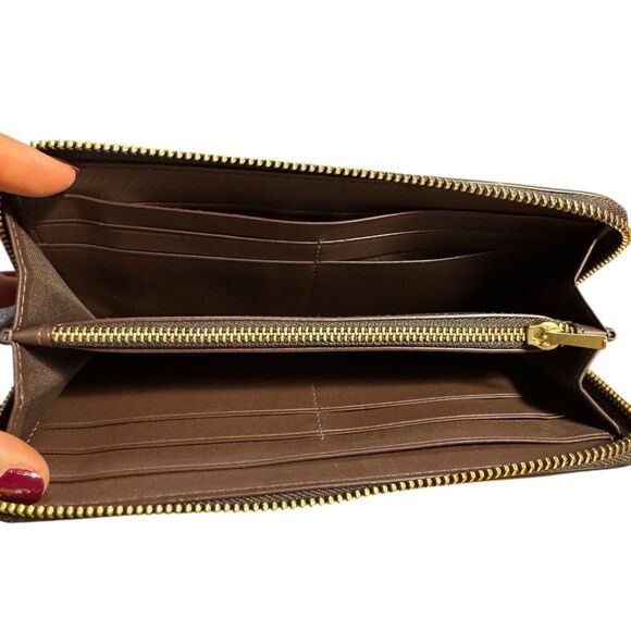 Coach Chocolate brown Leather Zip Wallet - Picture 7 of 8